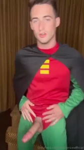 Jerkoff w robin renew video drops tonight part 1