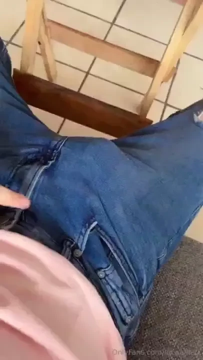 A veces me gusta andar sin ropa interior y m s cuando ando as de 