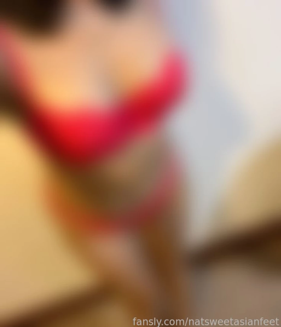 Lingerie set which looks better on me feet asianfeet asiansoles boobs 