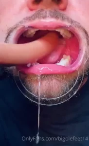 Sneak peak of new deep throating vid hit the its free