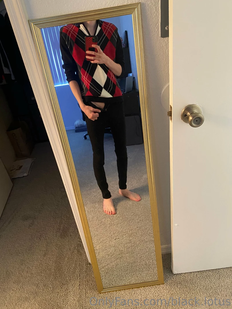 If i showed my boss some extra skin do you think i will get a raise 