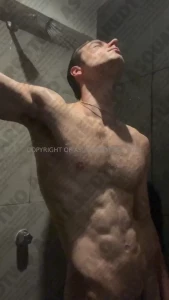 Late night shower vibes part 1