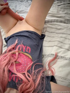 Ok ok i admit it i m so obsessed with this one dildo it feels way too part 3