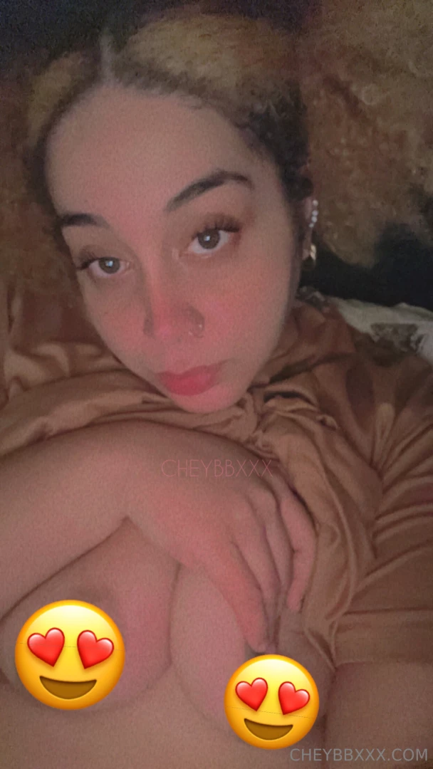 Hola papi check ur dm to see them uncovered 