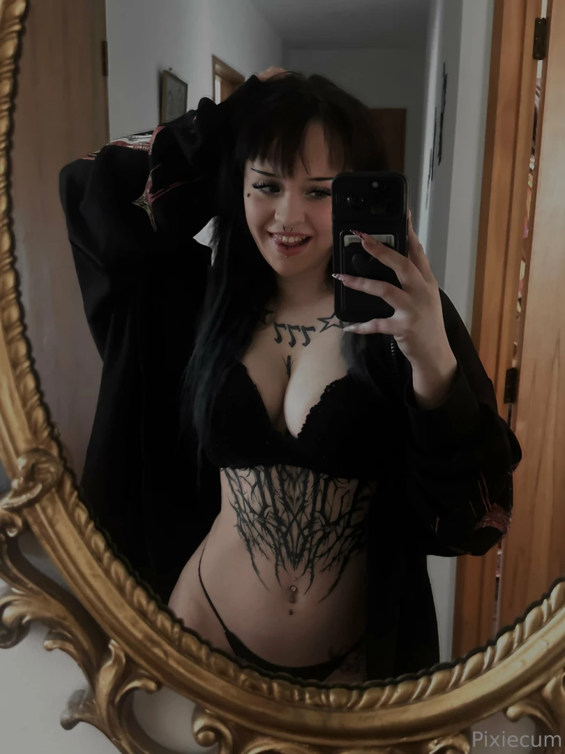 Remember on the pixiecxmvip i post everyday and send out crazy as 