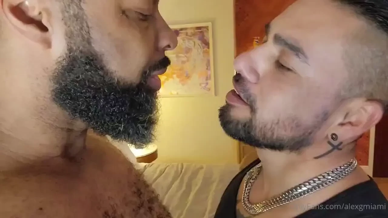 Getting stretched by raydieselxxx watch now - full movie 