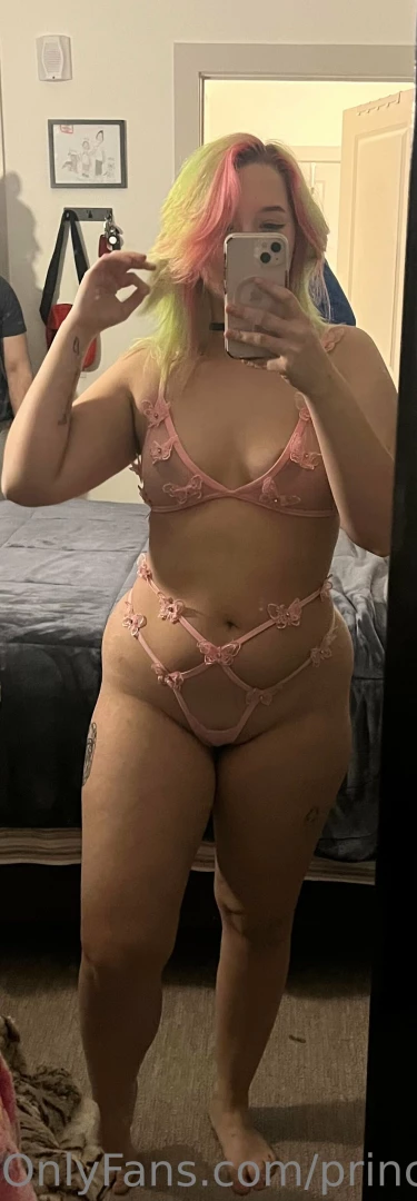 Got fucked in this go cum to it on my exclusive account 