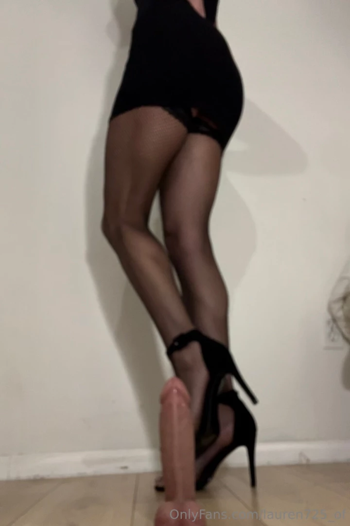 Happy friday check your messages for full 4 min vid or message me 