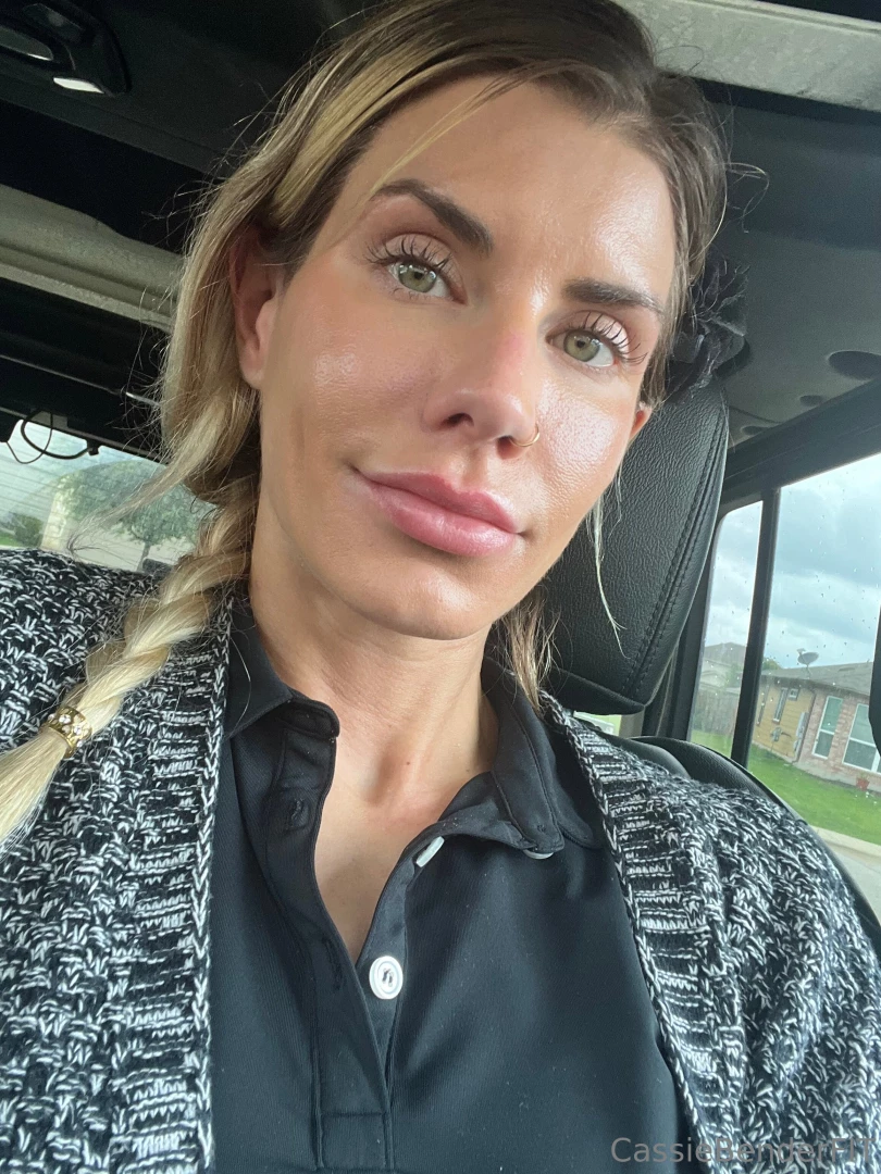 Cassiebenderfit dm me 