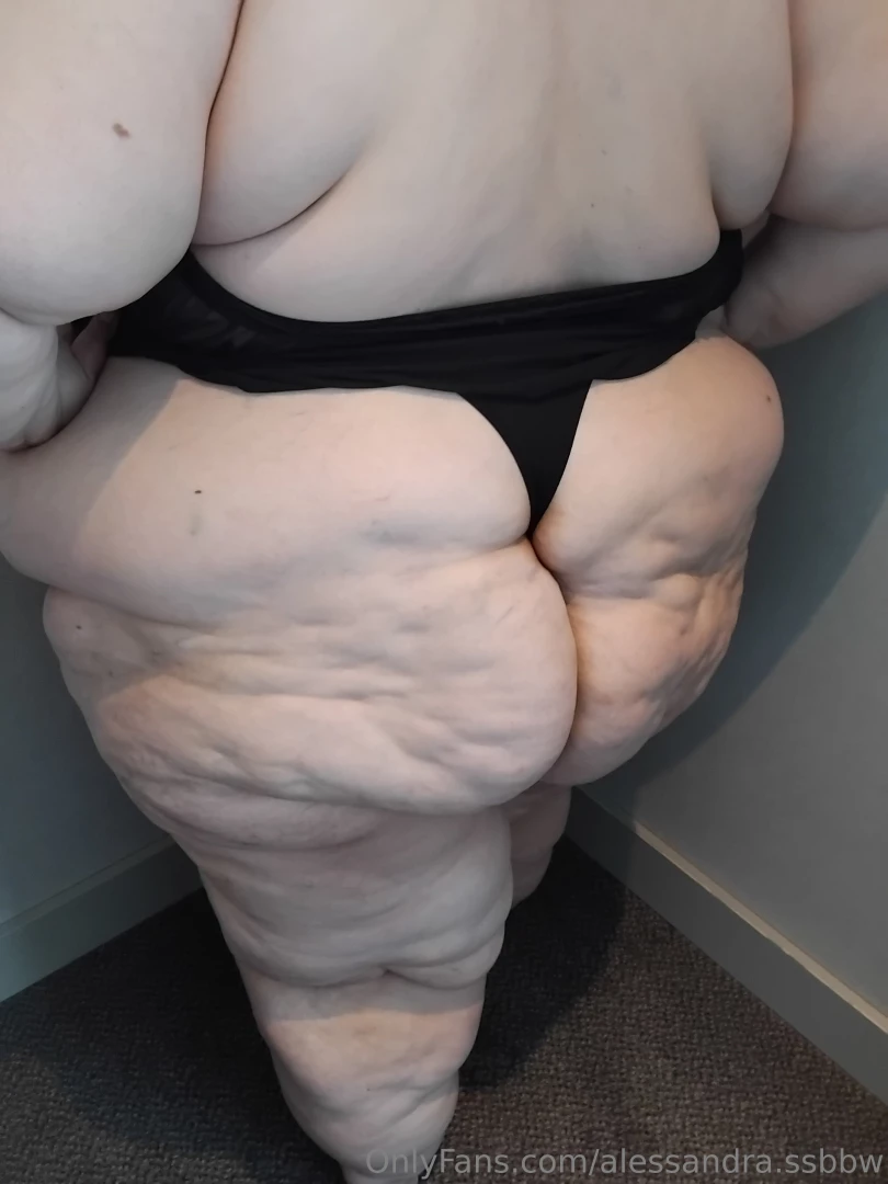 Fattest cellulite booty 