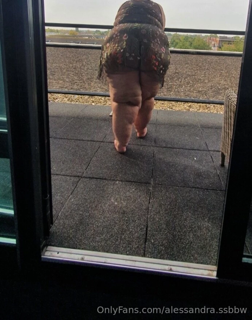 Imagine looking at your balcony and seeing this view would you go part 2 