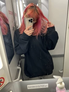Cheap mile high club photos in your inbox rn buying helps me travel to part 1