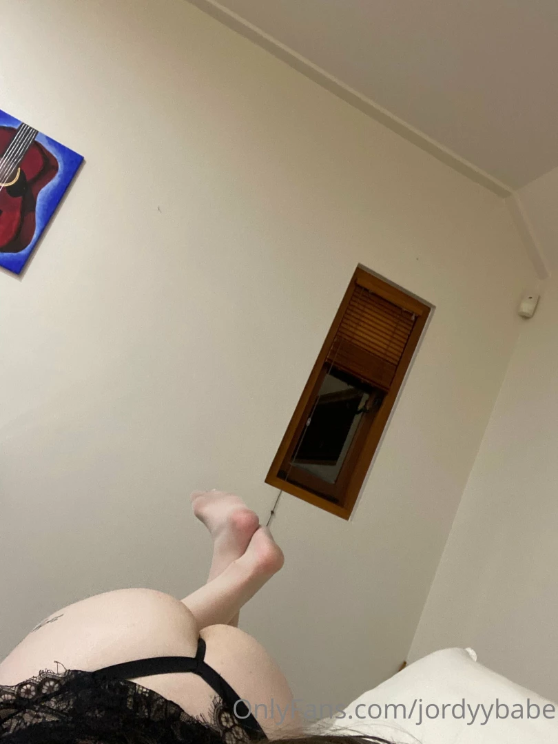 Yesterday s squirting video is now in your dms go check it out 