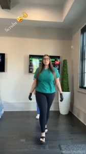We re pretty girls milfdrop preggocravings mommycontent preggogoddess