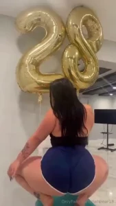 It s my birthday bitchhhh if you wanna treat me to a shot today baby