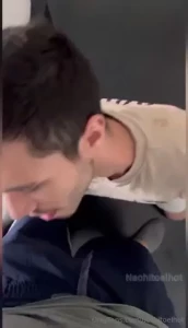 Lo conoc en la calle y me enamor nos fuimos a un hotel y pasamos toda