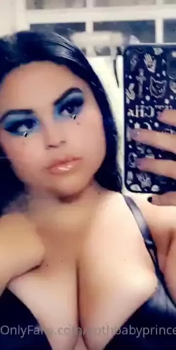 My makeup reminds me of bubbles 