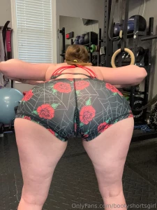 Bootyshortsgirl part 1