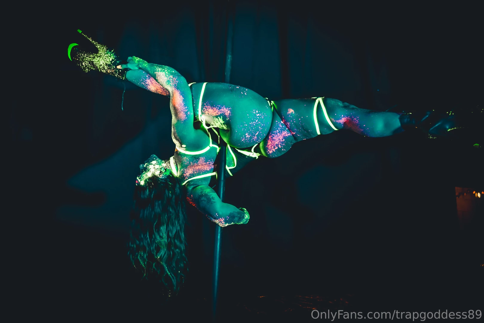 Just a few photos from my recent photo shoot with courtexstudios not 