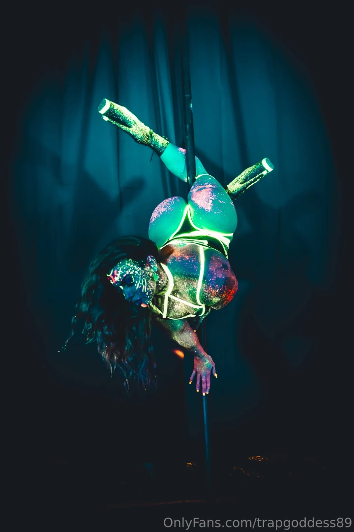 Just a few photos from my recent photo shoot with courtexstudios not part 3 