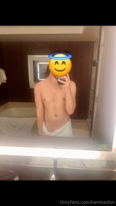 Bend over and let me fuck you in front of the mirror in a vegas