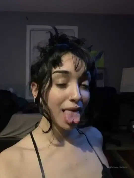 One of my biggest wishes is to get my tongue split further back i m 