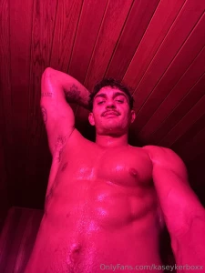 I just wanna watch you cum to this
