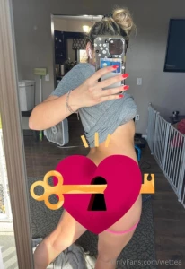 Pulled my panties down to show you my bare ass after my gym sesh