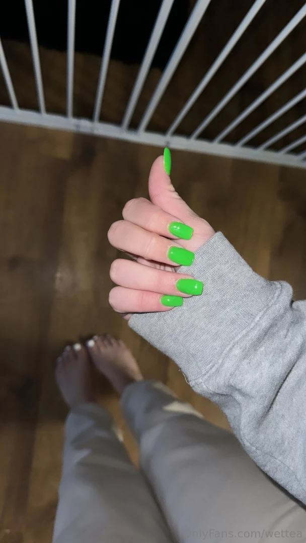 New claws i feel like they d look better around your 