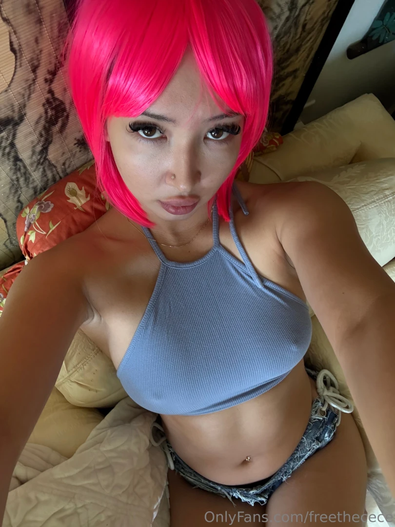 I only wear this when i m in the mood to play with you 