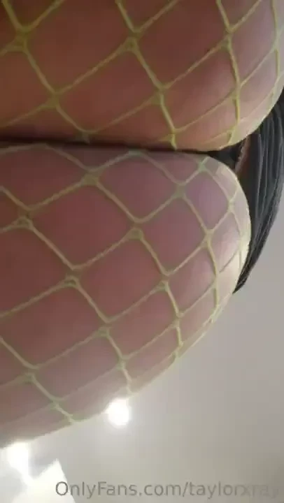 They say my booty cheeks were made to sit on faces and cocks i think i 