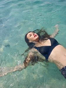 Let s let go of all worries together and be like the ocean - free and
