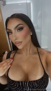 Massive titty bundle first 5 fans to tip 15 will receive an entire