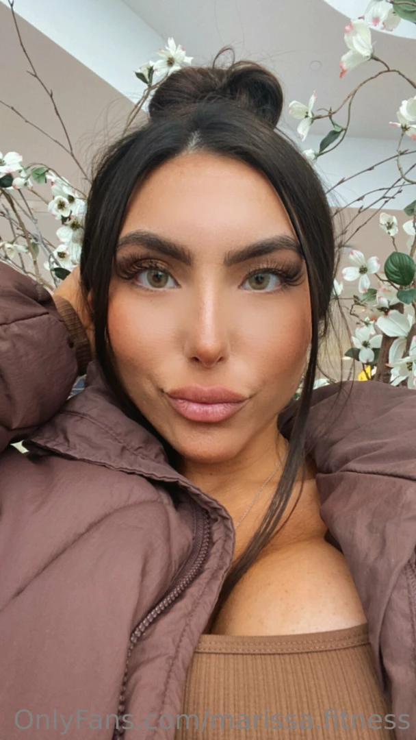 Im naughty and playfull text mee 