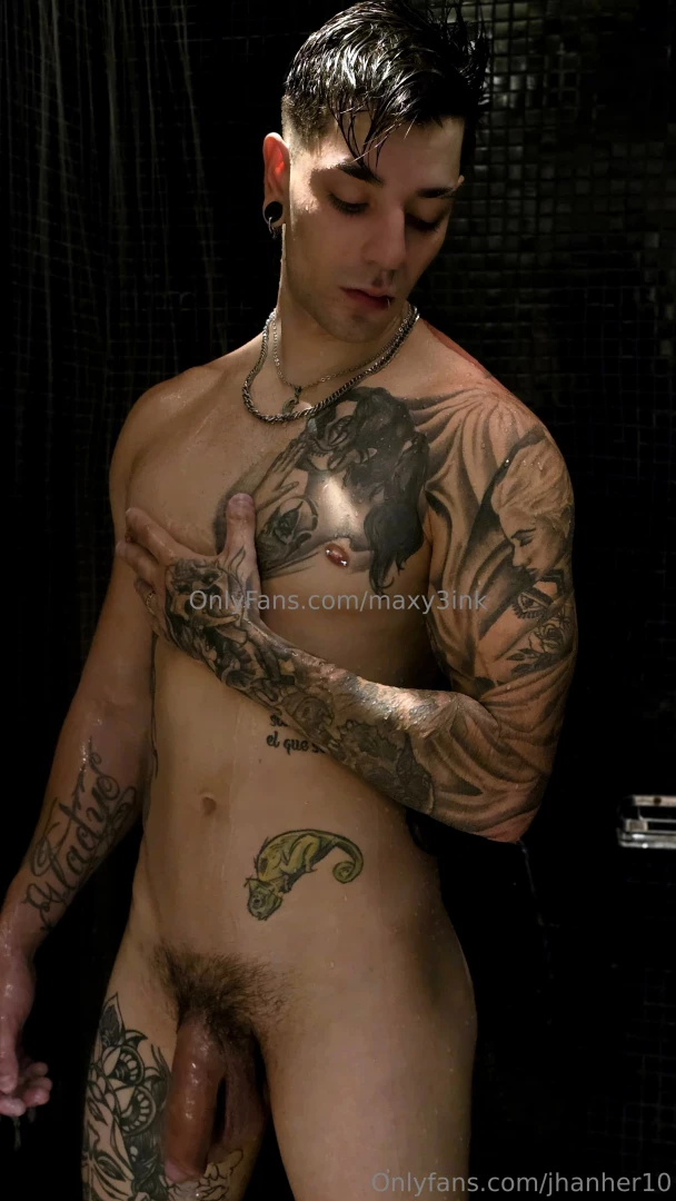 Hey babes i m here to introduce my friend maxy3ink a tattooed and part 11 