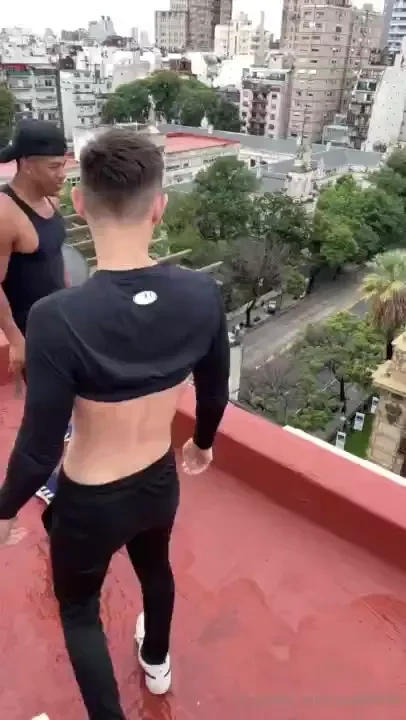 Quieres saber lo que hicimos en la terraza por dm 