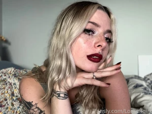 I m not here to be a good girl but to keep you on your toes tease