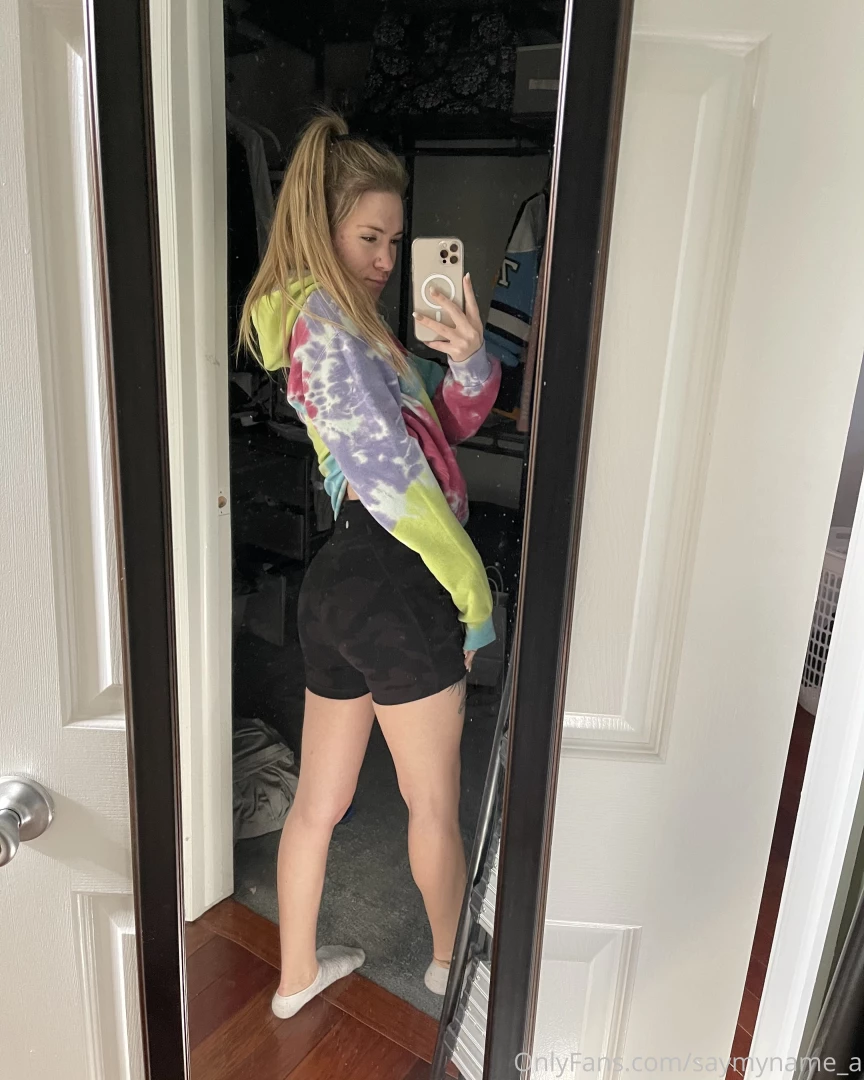 Pre- monday workout selfie are you down to work up a sweat part 2 