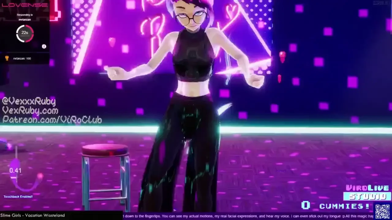 Get me wet did you know when someone tips on my stream it activates a 