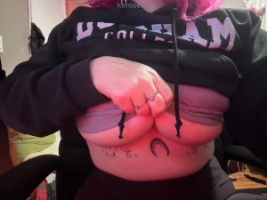 Small collection of boob pics 3