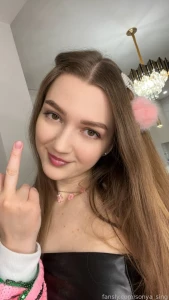 A reminder who you simp and go broke for findom femdom goddess