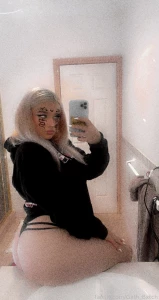 I heard you like ass how about ass with a plug in analplay buttplug part 1