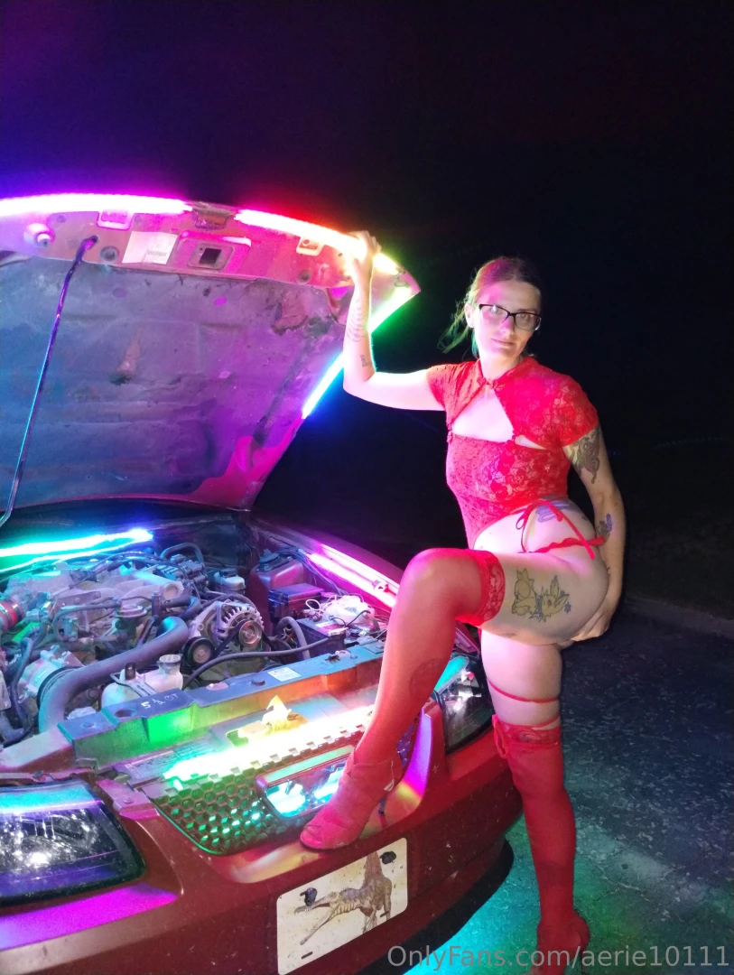 Which one makes your super hard want to see all my locked content for part 1 