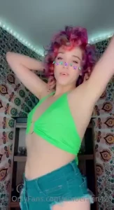 Still on the fence about giving my xxx acct emberann4 a try well it s