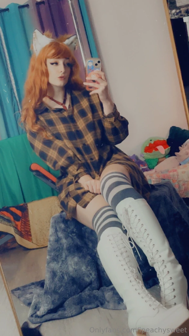 Friendly fox in her big comfy flannel will you watch her fun strip part 1 