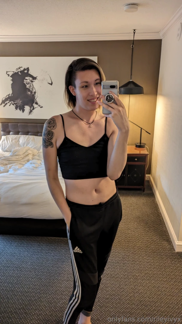 27th birthday today woke up in a nice hotel after an amazing night so part 8 