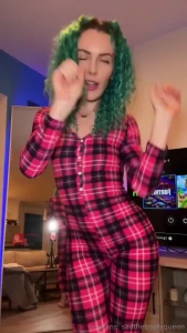 Happy new year i love this sound