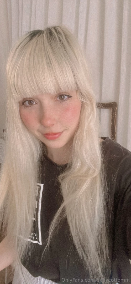 I don t like to show my face with the color of my eyes but i looked part 2 