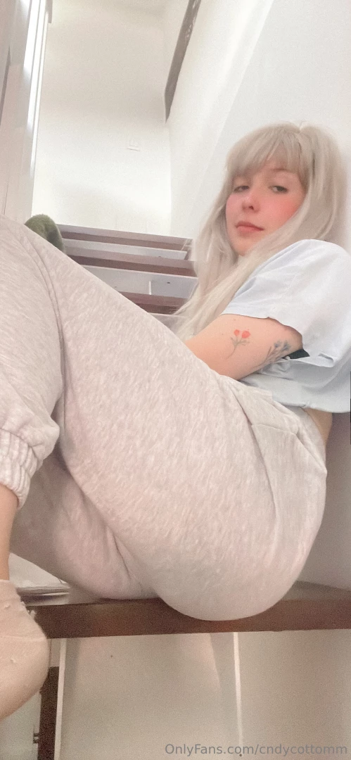 Anyone who tells me that joggers aren t sexy shouldn t talk to me ps 