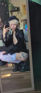 Here are some preview photos for this months elf set the rest of the part 5